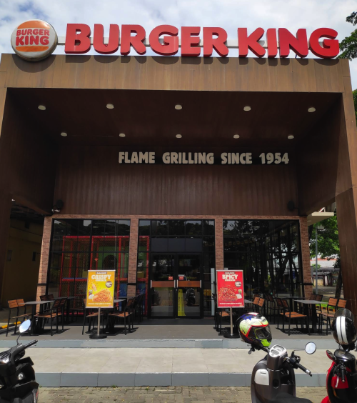 Burger King Harapan Indah, Stand Alone Retail | We provide Indonesia infrastructure map on various property sectors and data. Access property listings, infrastructure developments, news, and valuable transaction data for informed decisions.
