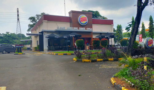 Burger King Lippo Cikarang, Stand Alone Retail | We provide Indonesia infrastructure map on various property sectors and data. Access property listings, infrastructure developments, news, and valuable transaction data for informed decisions.