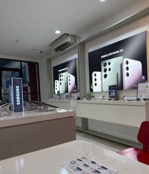 Erafone Jatiwaringin, Stand Alone Retail | We provide Indonesia infrastructure map on various property sectors and data. Access property listings, infrastructure developments, news, and valuable transaction data for informed decisions.