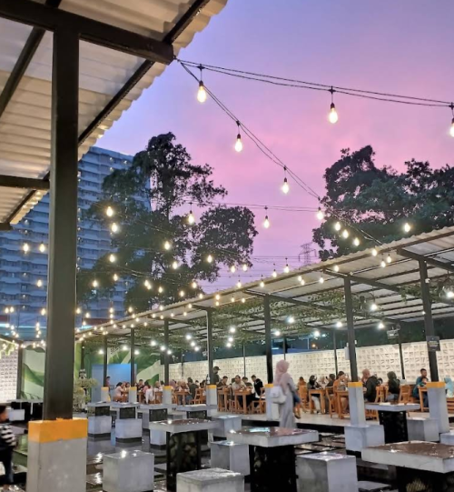 Mie Gacoan Lippo Cikarang, Stand Alone Retail | We provide Indonesia infrastructure map on various property sectors and data. Access property listings, infrastructure developments, news, and valuable transaction data for informed decisions.