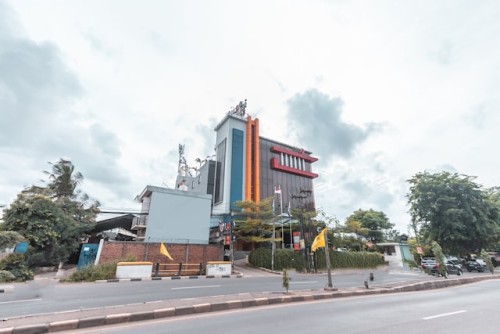 Completed hotel | We provide Indonesia infrastructure map on various property sectors and data. Access property listings, infrastructure developments, news, and valuable transaction data for informed decisions.