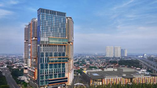 Completed hotel, Pakuwon Jati | We provide Indonesia infrastructure map on various property sectors and data. Access property listings, infrastructure developments, news, and valuable transaction data for informed decisions.