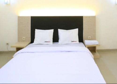 Completed hotel | We provide Indonesia infrastructure map on various property sectors and data. Access property listings, infrastructure developments, news, and valuable transaction data for informed decisions.