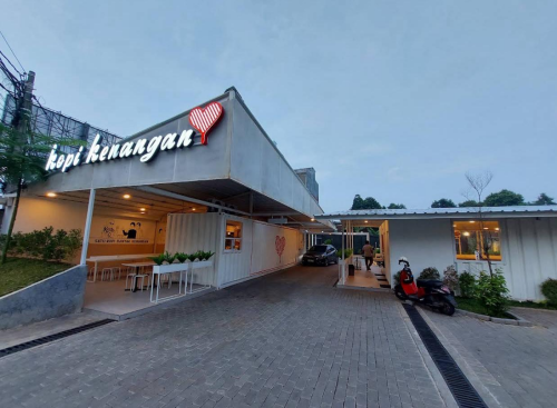 Kopi Kenangan Cibubur Drive Thru, Stand Alone Retail | We provide Indonesia infrastructure map on various property sectors and data. Access property listings, infrastructure developments, news, and valuable transaction data for informed decisions.