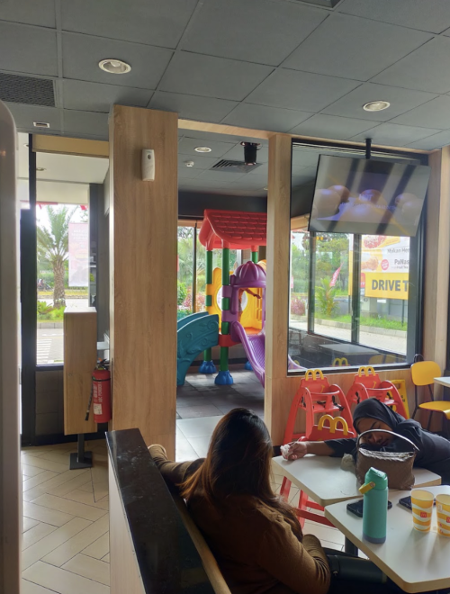 McDonald's Cikarang International City, Stand Alone Retail | We provide Indonesia infrastructure map on various property sectors and data. Access property listings, infrastructure developments, news, and valuable transaction data for informed decisions.
