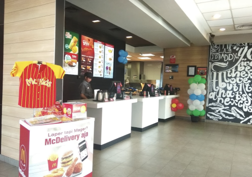 McDonald's Jatiwarna Bekasi, Stand Alone Retail | We provide Indonesia infrastructure map on various property sectors and data. Access property listings, infrastructure developments, news, and valuable transaction data for informed decisions.