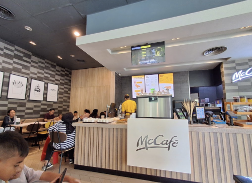 McDonald's Kota Harapan Indah, Stand Alone Retail | We provide Indonesia infrastructure map on various property sectors and data. Access property listings, infrastructure developments, news, and valuable transaction data for informed decisions.