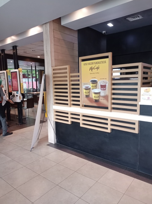 McDonald's Meutia Bekasi, Stand Alone Retail | We provide Indonesia infrastructure map on various property sectors and data. Access property listings, infrastructure developments, news, and valuable transaction data for informed decisions.