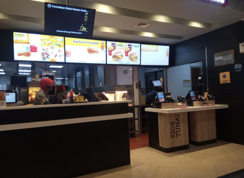 McDonald's Plaza Cibubur, Stand Alone Retail | We provide Indonesia infrastructure map on various property sectors and data. Access property listings, infrastructure developments, news, and valuable transaction data for informed decisions.