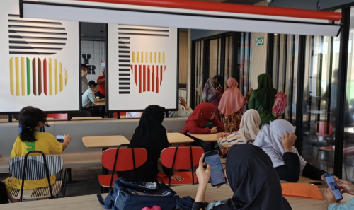 McDonald's Riverdale Cikarang, Stand Alone Retail | We provide Indonesia infrastructure map on various property sectors and data. Access property listings, infrastructure developments, news, and valuable transaction data for informed decisions.