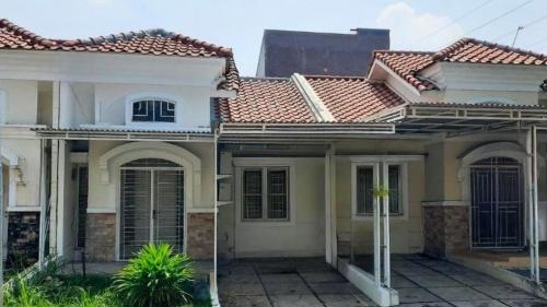 Cluster Le Vesta - Lippo Cikarang, residential commercial for lease sale, dijual disewakan, PT Lippo Cikarang Tbk | We provide Indonesia infrastructure map on various property sectors and data. Access property listings, infrastructure developments, news, and valuable transaction data for informed decisions.