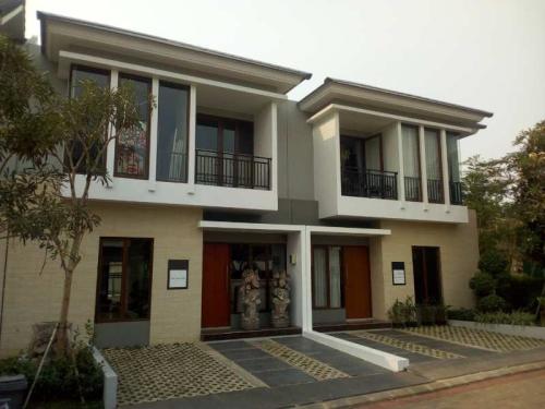 Premier Estate 2, residential commercial for lease sale, dijual disewakan, PT Qodau Sukses Propertindo | We provide Indonesia infrastructure map on various property sectors and data. Access property listings, infrastructure developments, news, and valuable transaction data for informed decisions.