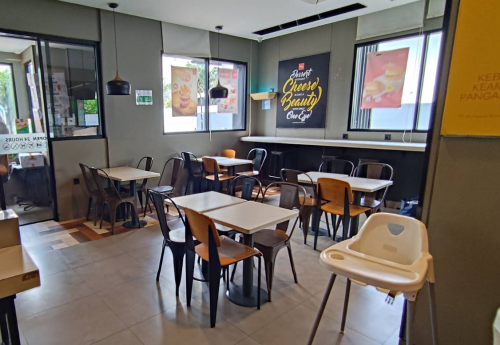 Richeese Factory Kawasan Summarecon Bekasi, Stand Alone Retail | We provide Indonesia infrastructure map on various property sectors and data. Access property listings, infrastructure developments, news, and valuable transaction data for informed decisions.