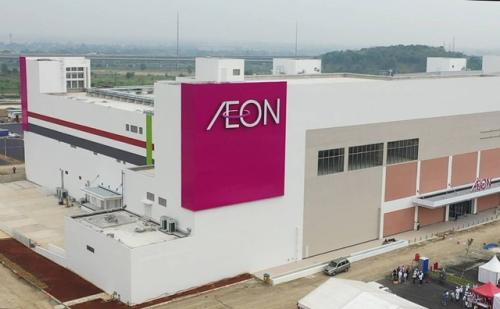 Aeon Mall Deltamas merupakan pusat perbelanjaan yang sedang dibangun di Jalan Ganesha Boulevard  Kecamatan Cikarang Pusat, Kabupaten Bekasi. Pusat perbelanjaan...