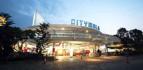 Citywalk Lippo Cikarang merupakan pusat perbelanjaan yang terletak di Jl. M.H. Thamrin No 100, Kecamatan Cikarang, Kabupaten Bekasi. Pusat perbelanjaan ini diba...