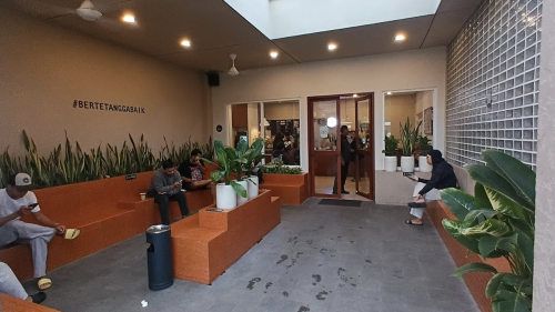 Toko Kopi Tuku Jatiasih, Stand Alone Retail | We provide Indonesia infrastructure map on various property sectors and data. Access property listings, infrastructure developments, news, and valuable transaction data for informed decisions.