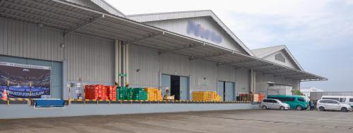 GLC Cikarang 4 berlokasi di Jl. Kenari Nomor 2-3, Kecamatan Cikarang Pusat, Kota Bekasi, Provinsi Jawa Barat. Warehouse ini dikembangkan oleh Pacific Vantage In...