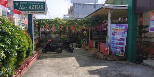 Al Azhar 48 Islamic Kindergarten, Private School | We provide Indonesia infrastructure map on various property sectors and data. Access property listings, infrastructure developments, news, and valuable transaction data for informed decisions.