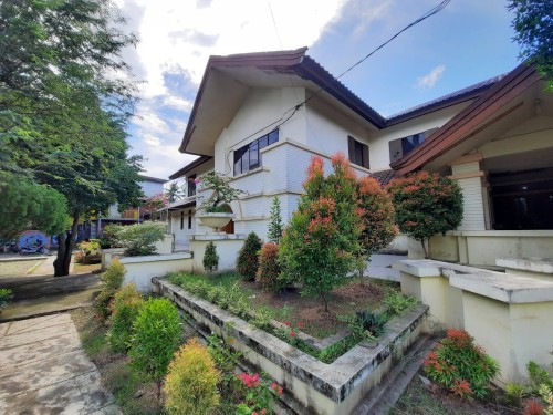 Bunga Matahari International School (BMIS), International School | We provide Indonesia infrastructure map on various property sectors and data. Access property listings, infrastructure developments, news, and valuable transaction data for informed decisions.