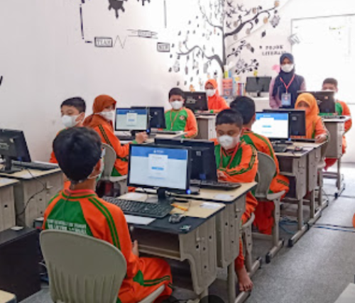 Quantum Integrated Islamic Primary School, Private School | We provide Indonesia infrastructure map on various property sectors and data. Access property listings, infrastructure developments, news, and valuable transaction data for informed decisions.