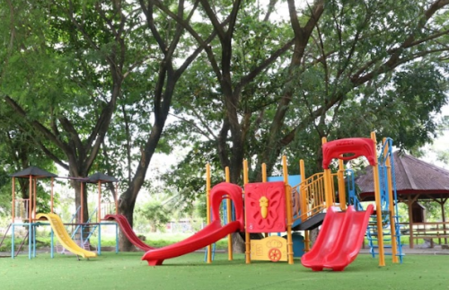 Teuku Nyak Arif Fatih Primary School, Private School | We provide Indonesia infrastructure map on various property sectors and data. Access property listings, infrastructure developments, news, and valuable transaction data for informed decisions.
