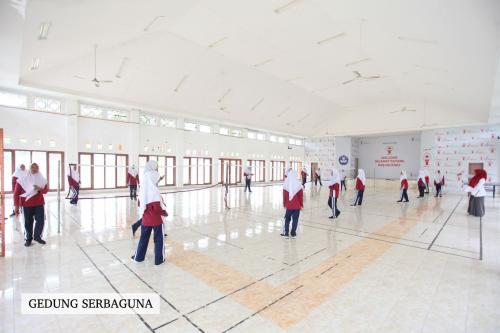 Teuku Nyak Arif Fatih Junior High School, Private School | We provide Indonesia infrastructure map on various property sectors and data. Access property listings, infrastructure developments, news, and valuable transaction data for informed decisions.