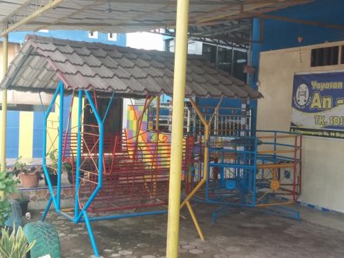 An Naas Integrated Islamic Kindergarten, Private School | We provide Indonesia infrastructure map on various property sectors and data. Access property listings, infrastructure developments, news, and valuable transaction data for informed decisions.