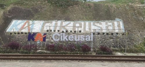 Cikeusal Station, Commuter Station | We provide Indonesia infrastructure map on various property sectors and data. Access property listings, infrastructure developments, news, and valuable transaction data for informed decisions.