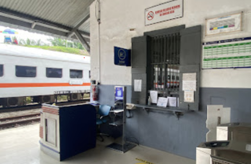Cikeusal Station, Commuter Station | We provide Indonesia infrastructure map on various property sectors and data. Access property listings, infrastructure developments, news, and valuable transaction data for informed decisions.