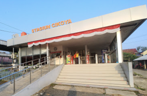 Cikoya Station, Commuter Station | We provide Indonesia infrastructure map on various property sectors and data. Access property listings, infrastructure developments, news, and valuable transaction data for informed decisions.