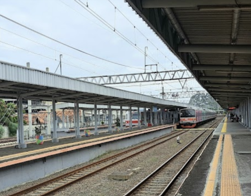 Tangerang Station, Commuter Station | We provide Indonesia infrastructure map on various property sectors and data. Access property listings, infrastructure developments, news, and valuable transaction data for informed decisions.