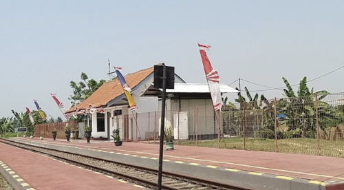 Tonjongbaru Station, Commuter Station | We provide Indonesia infrastructure map on various property sectors and data. Access property listings, infrastructure developments, news, and valuable transaction data for informed decisions.