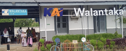 Walantaka Station, Commuter Station | We provide Indonesia infrastructure map on various property sectors and data. Access property listings, infrastructure developments, news, and valuable transaction data for informed decisions.