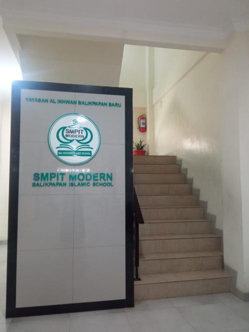 Balikpapan Modern Integrated Islamic Junior High School (BIS), Private School | We provide Indonesia infrastructure map on various property sectors and data. Access property listings, infrastructure developments, news, and valuable transaction data for informed decisions.