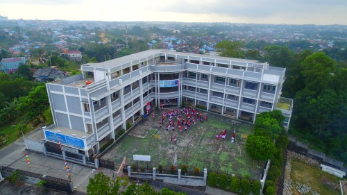 Borneo Medistra Academy of Midwifery, University | We provide Indonesia infrastructure map on various property sectors and data. Access property listings, infrastructure developments, news, and valuable transaction data for informed decisions.