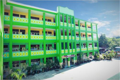 Yabis Islamic Elementary School, Private School | We provide Indonesia infrastructure map on various property sectors and data. Access property listings, infrastructure developments, news, and valuable transaction data for informed decisions.