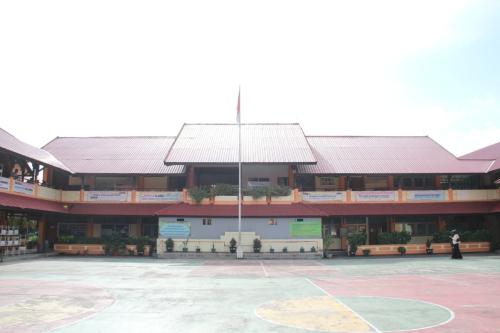 YPK 2 Elementary School, Private School | We provide Indonesia infrastructure map on various property sectors and data. Access property listings, infrastructure developments, news, and valuable transaction data for informed decisions.