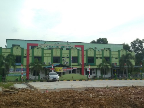Charis Medika Hospital, Hospital | We provide Indonesia infrastructure map on various property sectors and data. Access property listings, infrastructure developments, news, and valuable transaction data for informed decisions.