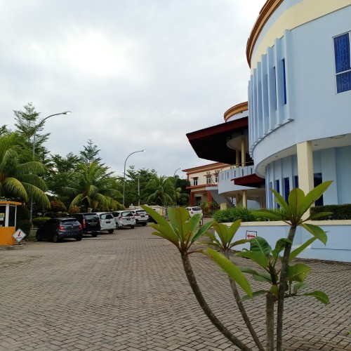 Santa Elisabeth Hospital Batam Kota, Hospital | We provide Indonesia infrastructure map on various property sectors and data. Access property listings, infrastructure developments, news, and valuable transaction data for informed decisions.