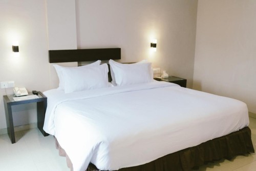 Completed hotel | We provide Indonesia infrastructure map on various property sectors and data. Access property listings, infrastructure developments, news, and valuable transaction data for informed decisions.