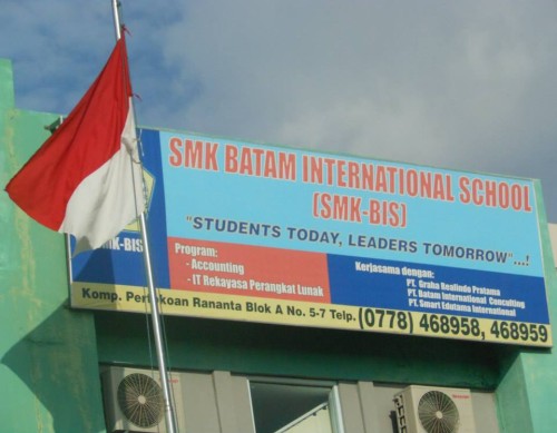 SMKS Batam International School, International School | We provide Indonesia infrastructure map on various property sectors and data. Access property listings, infrastructure developments, news, and valuable transaction data for informed decisions.