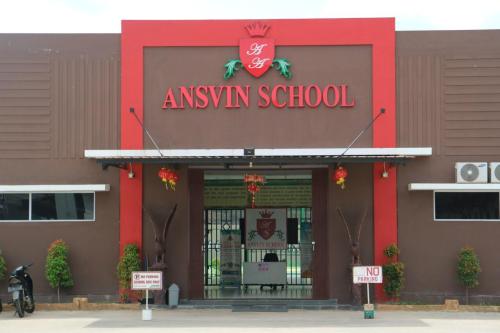 Ansvin Senior High School, Private School | We provide Indonesia infrastructure map on various property sectors and data. Access property listings, infrastructure developments, news, and valuable transaction data for informed decisions.