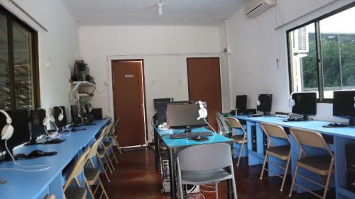 The Independent Junior High School, Private School | We provide Indonesia infrastructure map on various property sectors and data. Access property listings, infrastructure developments, news, and valuable transaction data for informed decisions.