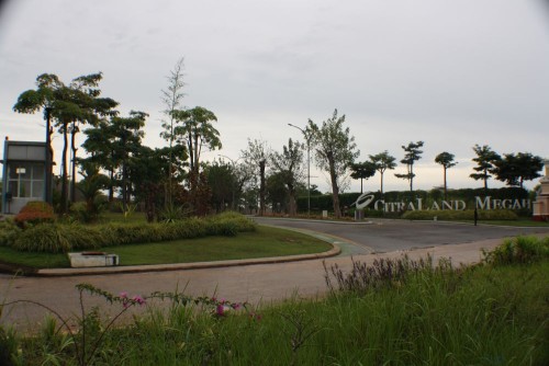 CitraLand Megah Batam, residential commercial for lease sale, dijual disewakan | We provide Indonesia infrastructure map on various property sectors and data. Access property listings, infrastructure developments, news, and valuable transaction data for informed decisions.