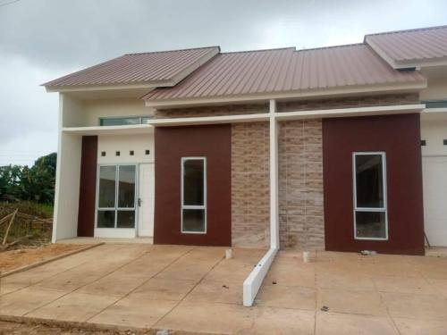 Griya Laguna Mas, residential commercial for lease sale, dijual disewakan, Laguna Property | We provide Indonesia infrastructure map on various property sectors and data. Access property listings, infrastructure developments, news, and valuable transaction data for informed decisions.