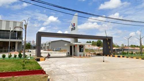 Complex Warna Jaya Industrial Park, Warehouse, Warna Jaya | We provide Indonesia infrastructure map on various property sectors and data. Access property listings, infrastructure developments, news, and valuable transaction data for informed decisions.