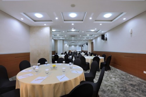 Completed hotel, Archipelago International | We provide Indonesia infrastructure map on various property sectors and data. Access property listings, infrastructure developments, news, and valuable transaction data for informed decisions.
