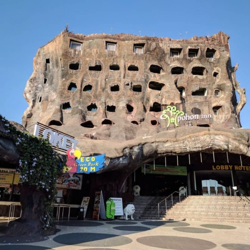 Completed hotel, Bunga Wangsa Sedjati | We provide Indonesia infrastructure map on various property sectors and data. Access property listings, infrastructure developments, news, and valuable transaction data for informed decisions.