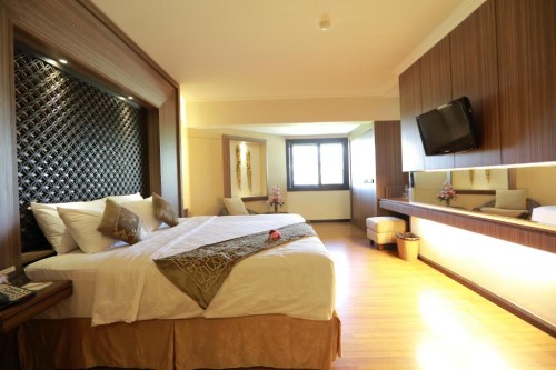 Completed hotel, Dmc Hospitality | We provide Indonesia infrastructure map on various property sectors and data. Access property listings, infrastructure developments, news, and valuable transaction data for informed decisions.