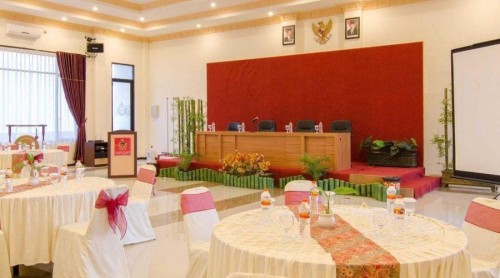 Completed hotel, Zamzam Selomas Group | We provide Indonesia infrastructure map on various property sectors and data. Access property listings, infrastructure developments, news, and valuable transaction data for informed decisions.